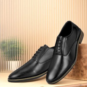 Signature Durby Shoes Back Punch